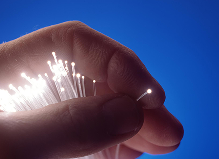 The Difference Between Fiber Optic Patch Cord and Fiber Optic Pigtail