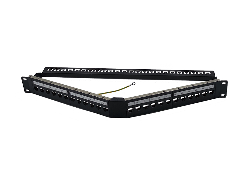 ftp angled patch panel 24port  1800x600