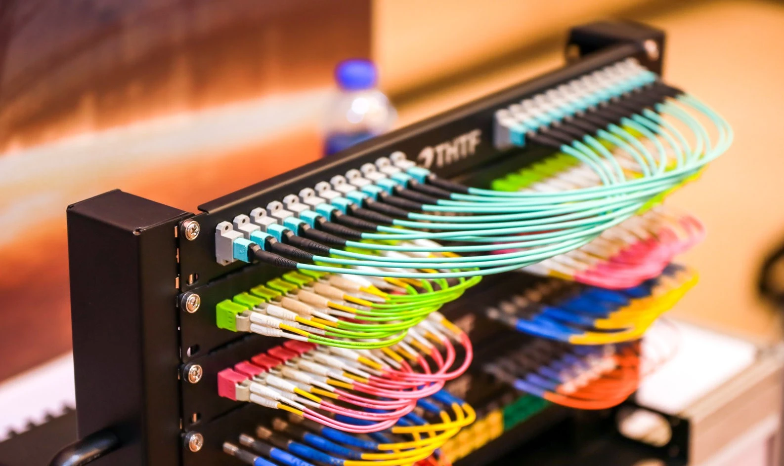 Understanding the Different From OM1 To OM5 Multimode Fiber